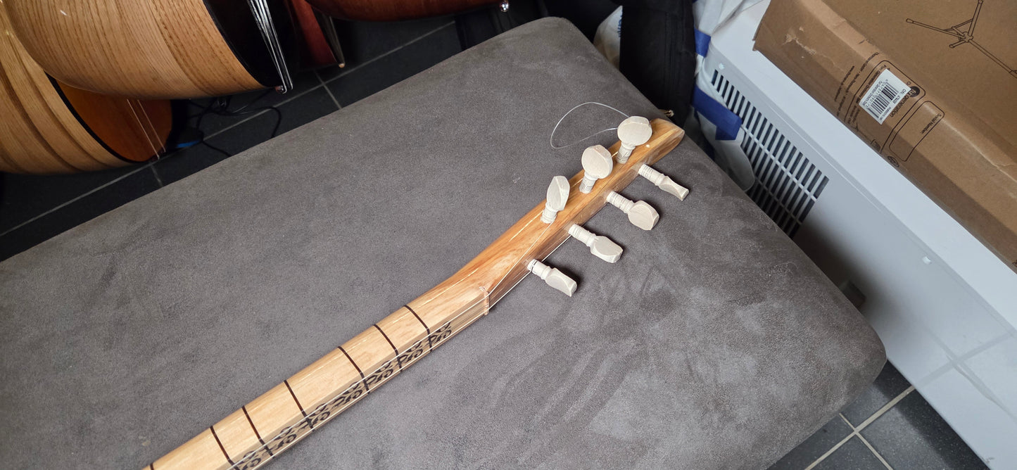 B STOCK Orta kalite Uzun sap 40 tekne Kestane agaci