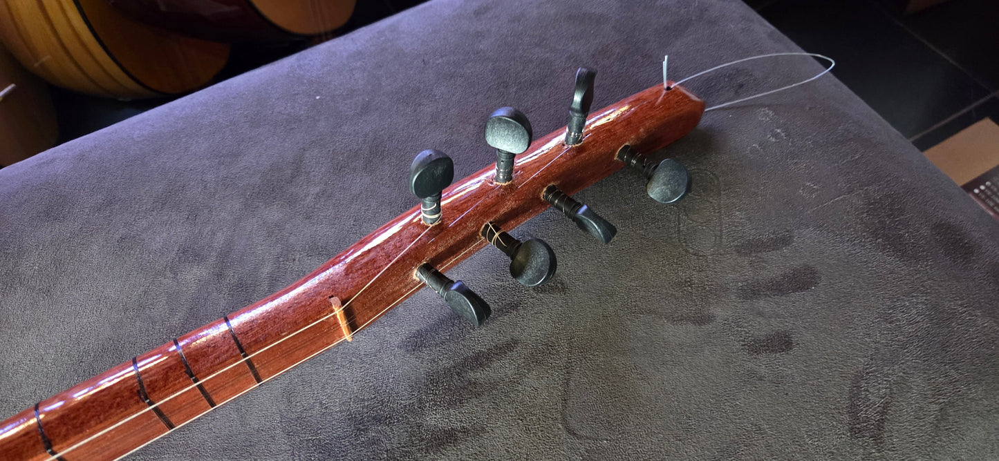 Orta Kalite Kisa Sap Maun Agaci 40 tekne + jack